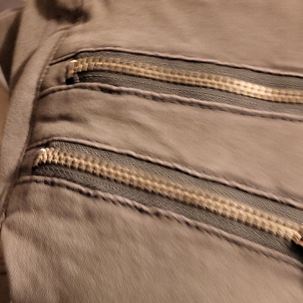 BLANKNYC Gray Denim Jeans - Picture 3 of 3